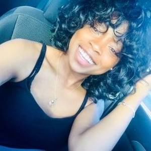 Meet your Posher, Nakia